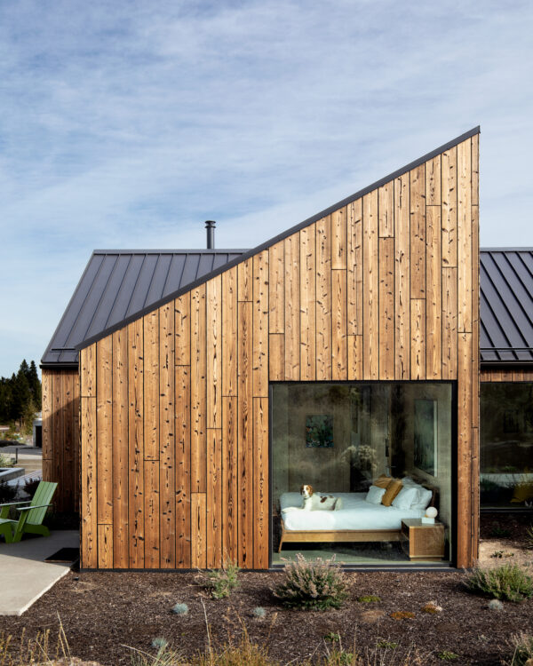 Octothorpe House Nakamoto Forestry Gendai Shou Sugi Ban 2 Octothorpe House Nakamoto Forestry Gendai Shou Sugi Ban 2