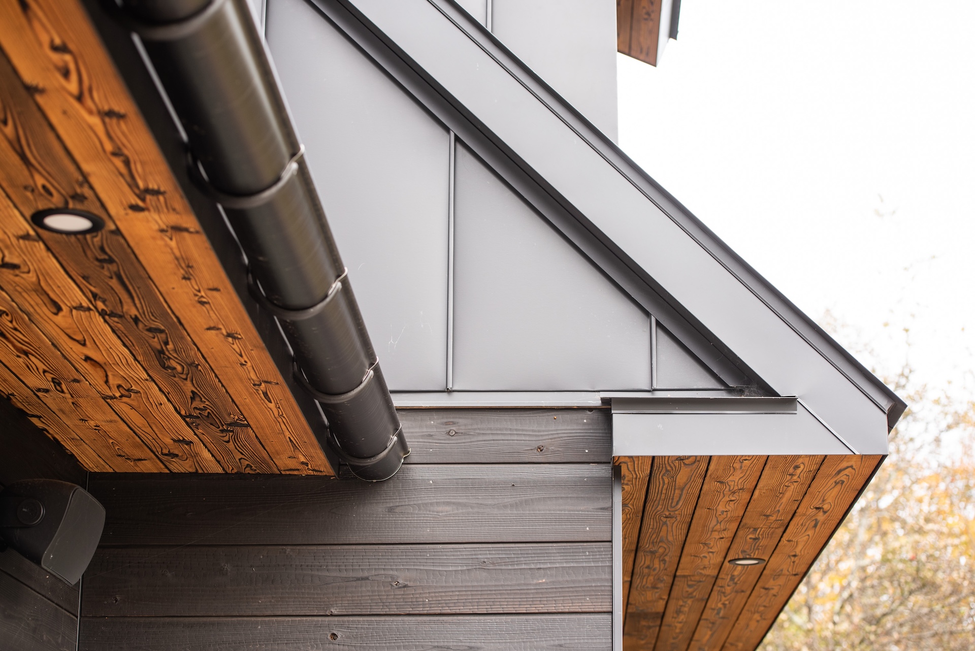 Gendai® Linseed Oil Black | Authentic Yakisugi Siding