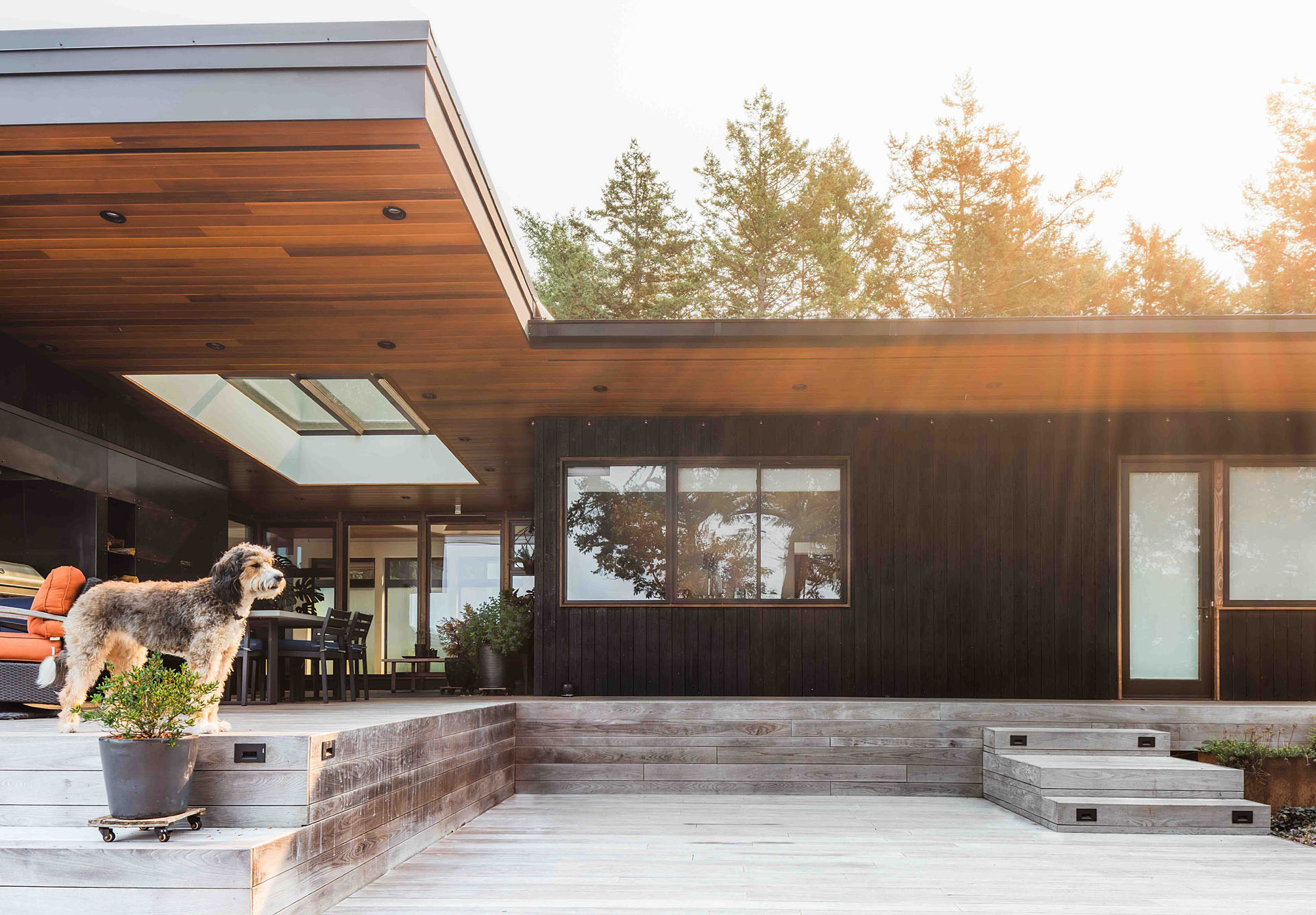 Piper's Place featuring Gendai® Alkyd Black on Orcas Island, WA