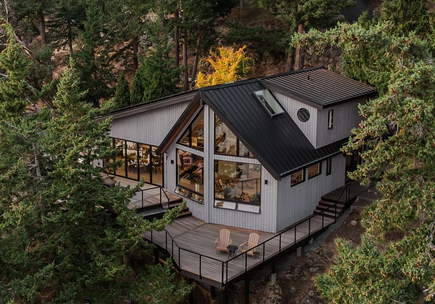 Hidden Cliff House Featured Image