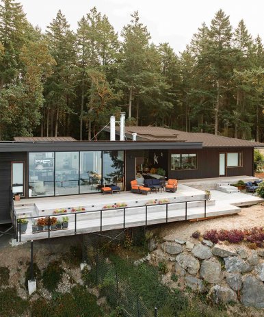 Landscape image of Piper's Place featuring Gendai® Alkyd Black on Orcas Island, WA